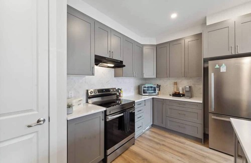 Ottawa Division House | Upscale 2BED | Central Barrhaven