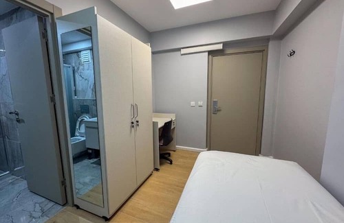 Alibeykoy Mahallesi Hotel | Istanbul Eyüpsultan Women Only Hostel : Single Room