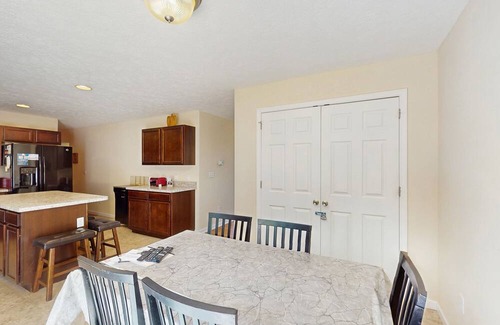 Long Pond House | Spacious dog-friendly house with private W/D, wifi - community amenities