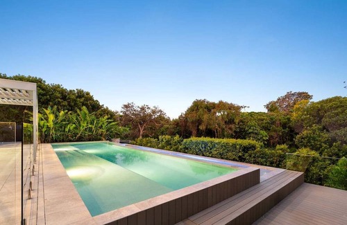 Marcus Beach Villa | Bombora Beach House in Noosa
