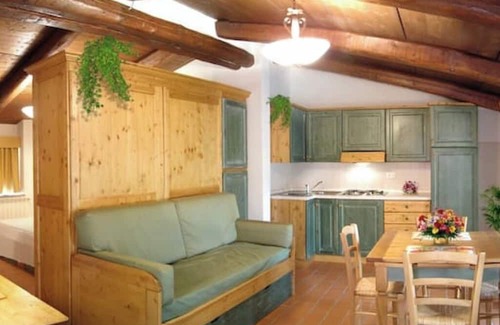 Castel del Piano Apartment | Apartment 26 with 1 Bedroom and Bathroom - Simple and Comfortable