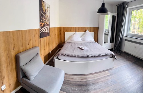 Neustadt-Sued Apartment | Comfortable city apartment in Cologne's Südstadt district, close to the Rhine and restaurants