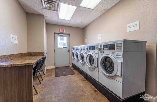 Big Spring Apartment | Charming 1-bedroom apartment with Laundry room, fitness room in Big Spring