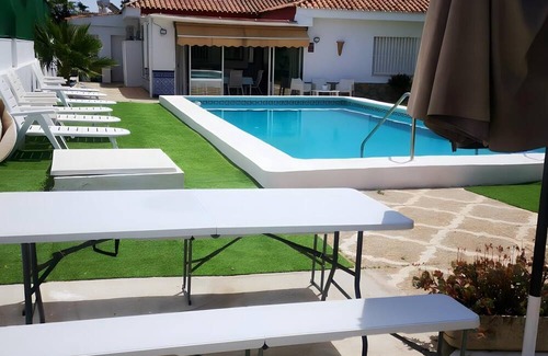 Valencina de la Concepcion House | Chalet con Jardin, Piscina Privada y parking