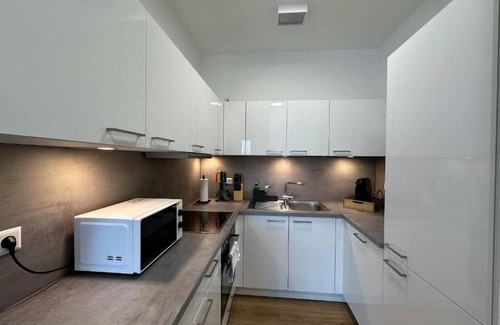 Kostheim Apartment | SUITE4ME - Balcony I Kitchen I Washing machine I Mainz-Kostheim