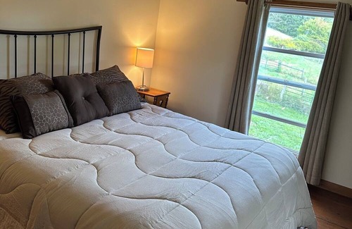 Mainesburg Other | Cozy, secluded 2-bedroom farmhouse on 83 acres of pastures & woods