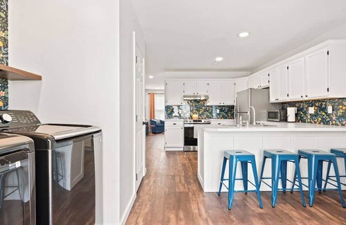 Richmond Apartment | Stylish, Fully Furnished Apartments - Comfort and Convenience, Just Like Home