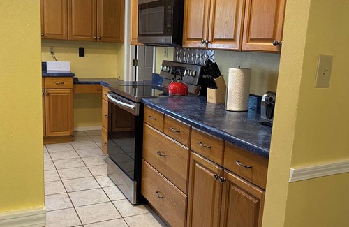 Farmington House | 3 bed, 2 bath private wooded retreat on 12 acres