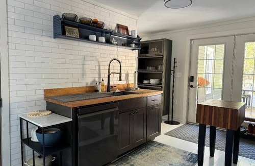 Columbiaville House | Black Walnut - Historic Country Escape