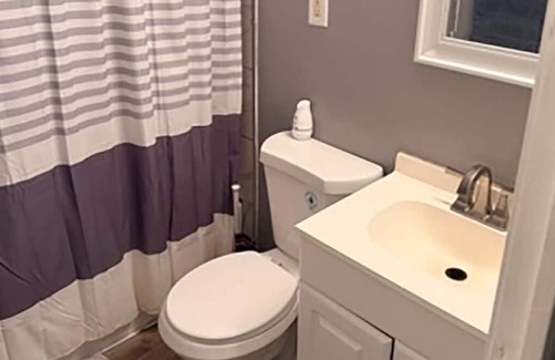 Sauk Village House | Pleasant 3-bedroom house in Sauk Village