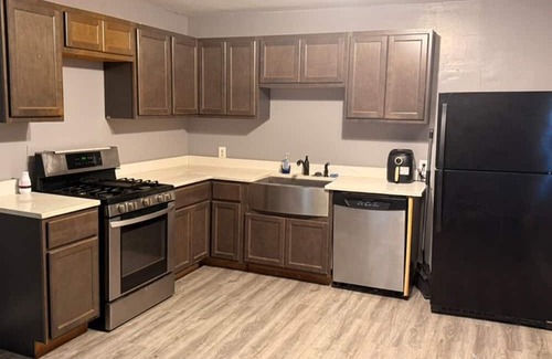 Sauk Village House | Pleasant 3-bedroom house in Sauk Village