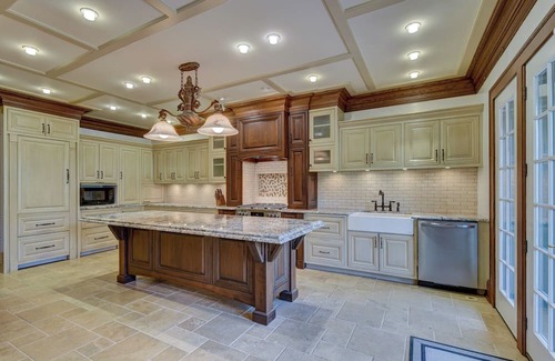 Bemis Park House | Spacious 5-bedroom luxury home in Downtown Omaha, Nebraska