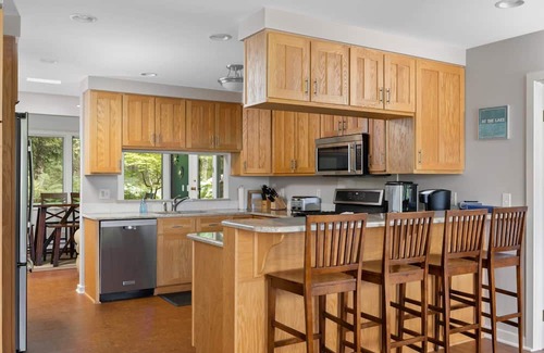 Suttons Bay House | Suttons Bay Beach House