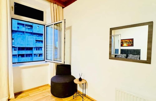 Grinzing Apartment | Lovely Room in Shared Apart | 10 Min to FAC Platz