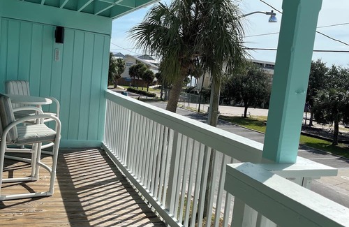 Cedar Key Apartment | Park Place Condo 222