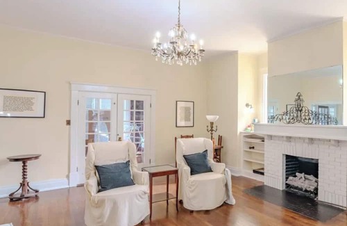 Sheffield House | Shoals 3BR w/Pool | Walk to Downtown & Riverfront
