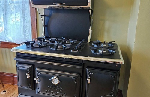 Hartford House | Historic, 4-bedroom house in charming Hartford