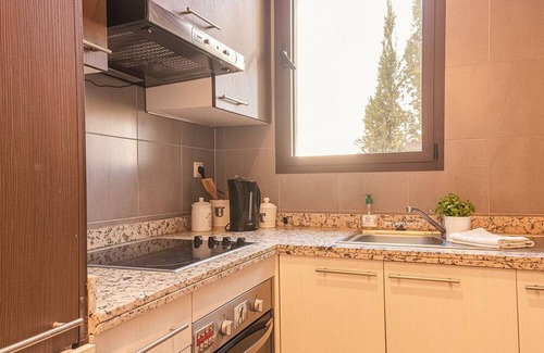 Tassoultante Apartment | Waky Club | Fabulous Flat