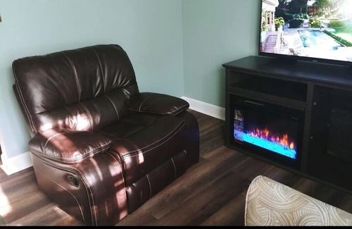 York - Haig Apartment | My Cozy Space Away From Home