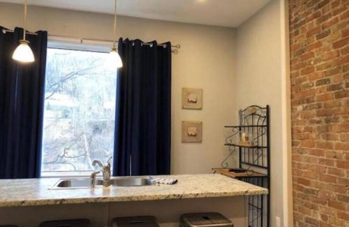Waterford Valley Apartment | Leaside Executive Standard Apartment