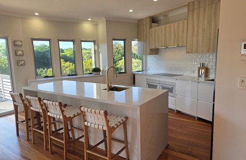 Twin Waters House | Beachside house in Sebel Resort- 5 Bedroom home in a resort!