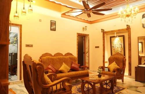 Thanjavur House | Lovely townhome with AC in Thanjavur