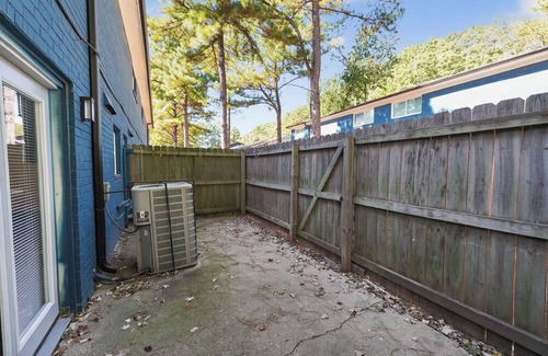 College Park Apartment | Bright, Spacious 2Bd 1.5Bt Townhome Interior