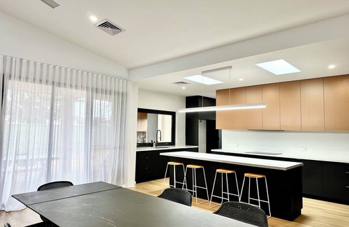 Moama House | Emmylou Escape - Sleeps 16