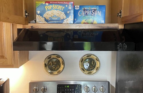 Valdosta Cottage | Charming 3-bedroom cottage in marvelous Valdosta with AC,