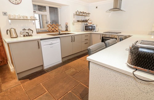 Alston Cottage | MILL RACE HOUSE, pet friendly, character holiday cottage in Alston