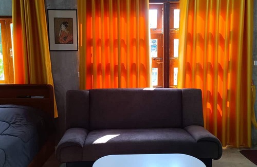 Saraphi House | Baan Phak Phu皮富的家 moshe house