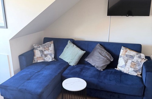 Letham Grange Apartment | Apartment 6- 216 High Street