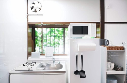 Akasaka Villa | Experience life in a private old private house in the heart of Tokyo｜3 bedrooms, 5 beds｜Excellent access to Akasaka, Roppongi, Ginza, Aoyama, Harajuku, Imperial Palace｜with private workspace