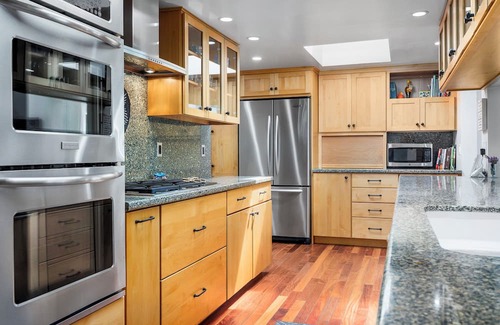 Soquel House | Coastal creekside family-friendly retreat: walkable, pool, spa, campfire