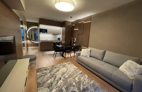 Kiseleff Apartment | Herastrau Modern Studio