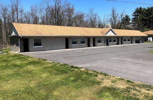 Waterville Apartment | All-inclusive studio apartment with utilities included-Unit 5