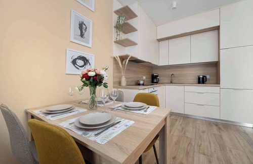 Srodmiescie Apartment | Mieszczańska 16 Wrocław | Cosy Studio Near the River with Parking and Balcony