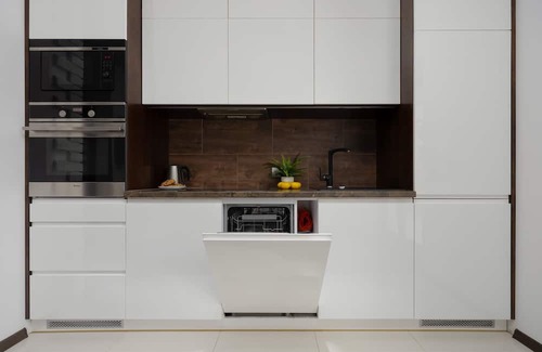 Mokotow Apartment | Tolkiena 3 Warszawa | Bright Apartment with Garden | Parking