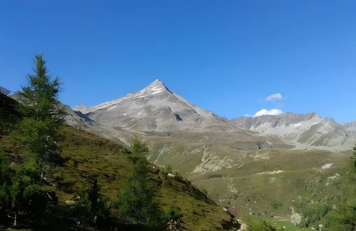 Valle Aurina Apartment | Apartment 'Obermairhof Sonnenschein' with Mountain View, Shared Terrace and Wi-Fi