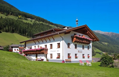 Valle Aurina Apartment | Apartment 'Obermairhof Morgentau' with Mountain View, Shared Terrace and Wi-Fi