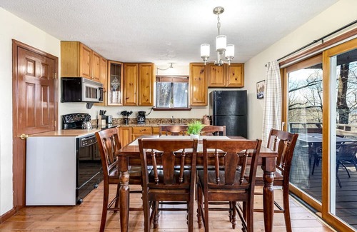 Ridgeway House | Stone Cabin with Amazing Views, Hot Tub, Fire Pit and Game Room Perfect for Your Gerrardstown, WV Getaway