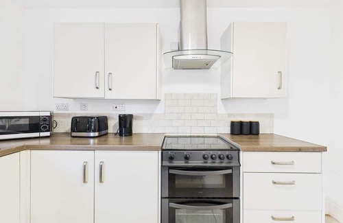 Wychbold House | *New* | No7 Saxon Way | Gym | Pool & Spa