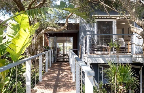 Blairgowrie House | The Hideaway - Coastal Chic Living with pool and spa