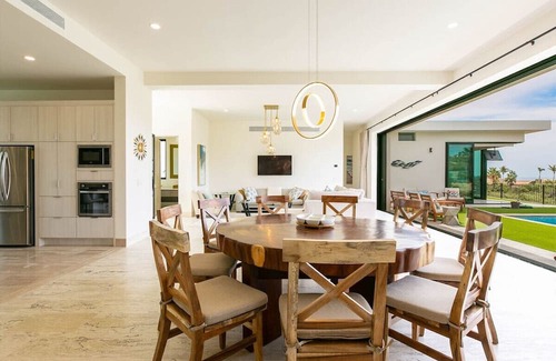 Cabo Bello Villa | Luxurious Villa Spacious & Private heated Pool Steps from Beach
