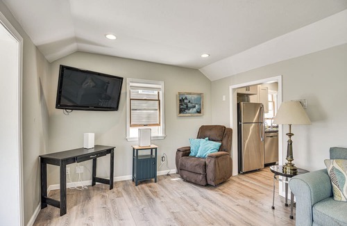White Island Shores Cottage | Cottage on Private Pond w/Beach in Wareham