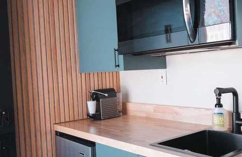 Center City House | Nordic Harbor | Room 1 | Acorn Oak