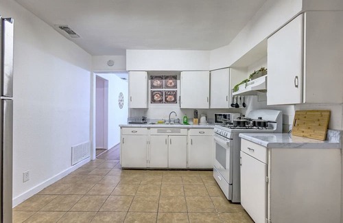 West San Antonio House | 14 Guests Alamo River Walk Zoo SeaWorld SAT