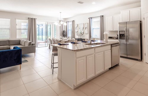 Loughman House | Relaxing 6 Bed Pool Home Great Location-5268OA