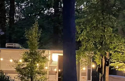 Gatlinburg - Pigeon Forge RV Rental | Bearfoot Retreat. Located in Gatlinburg, Tennessee. Cozy camper . Pet friendly.