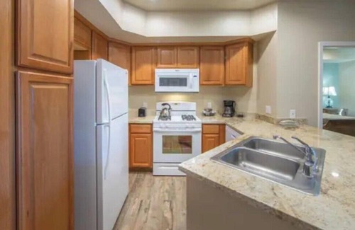 Canyon Lake Resort | Holiday Inn Club Vacations Hill Country Resort at Canyon Lake